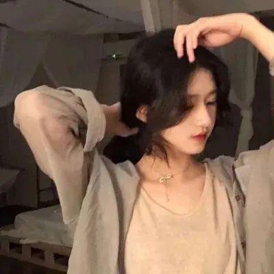 生存试炼中彼此的默契桥梁